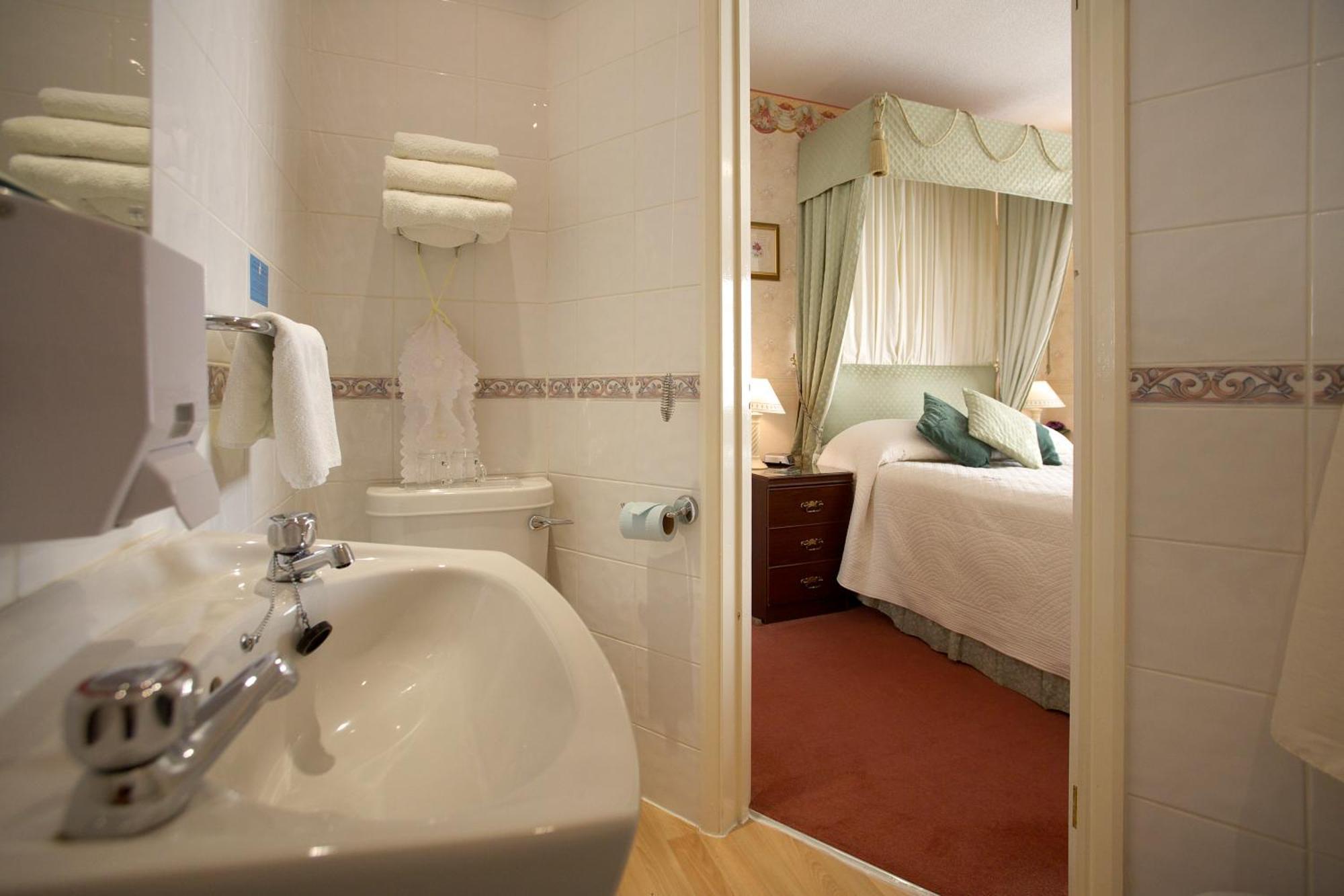 Moonraker House Hotel Stratford-upon-Avon Bagian luar foto