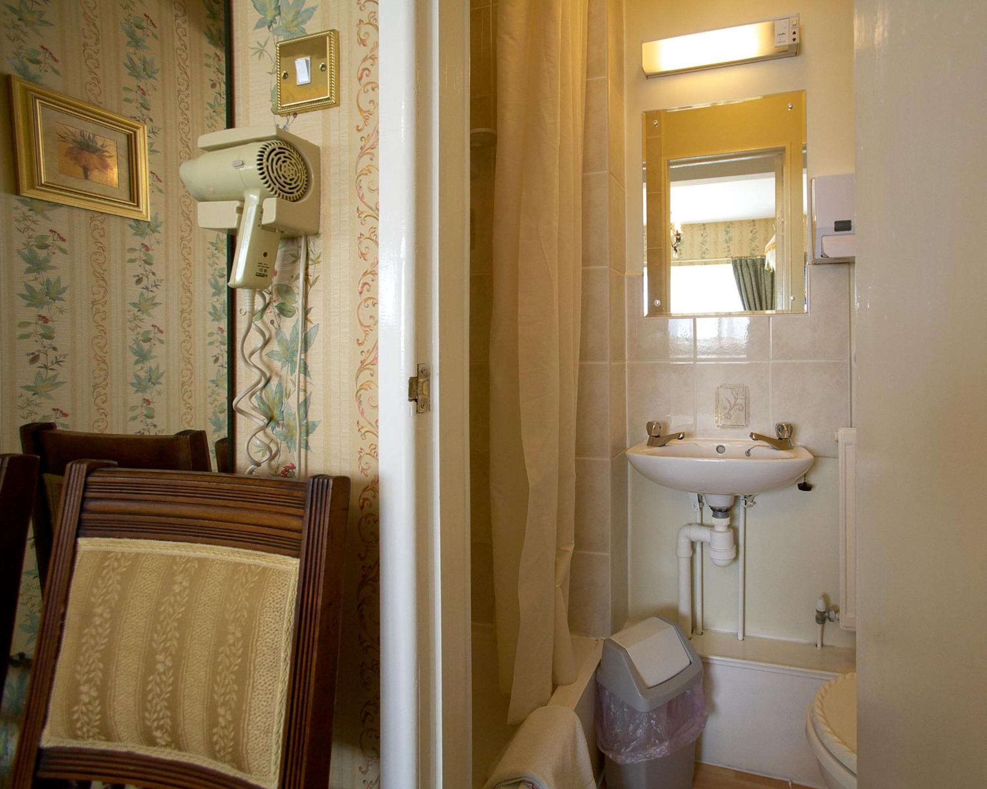 Moonraker House Hotel Stratford-upon-Avon Bagian luar foto