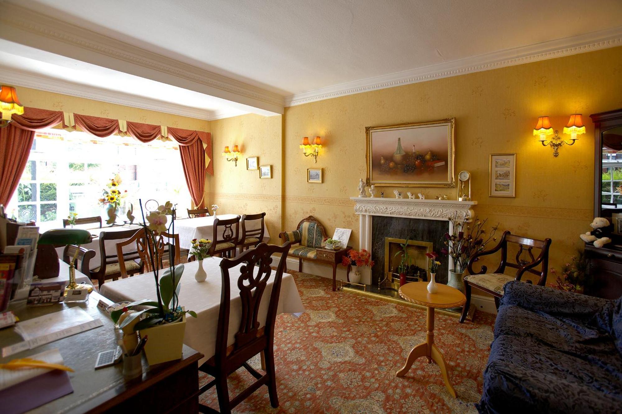 Moonraker House Hotel Stratford-upon-Avon Bagian luar foto